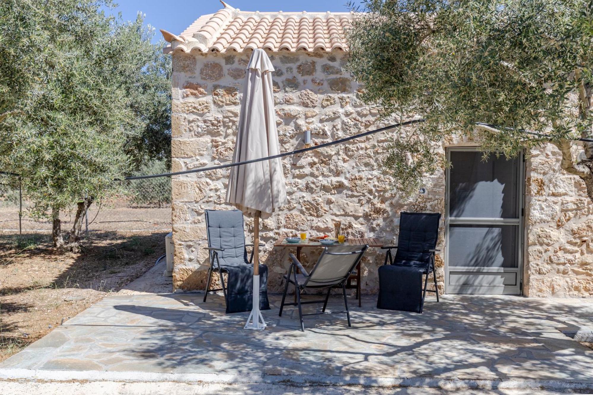 Sonar Deluxe Cottage Plitra Exterior photo